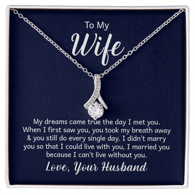 Alluring Beauty Necklace for Wife