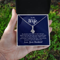 Alluring Beauty Necklace for Wife